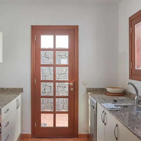 Casa Nolva Heated Pool Будинок відпочинку Плайя-Бланка